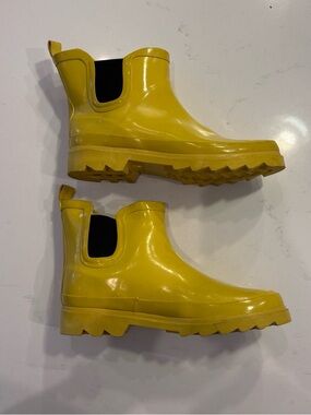 Women's Yellow Chelsea Rain Ankle Boots - Waterproof Slip-On